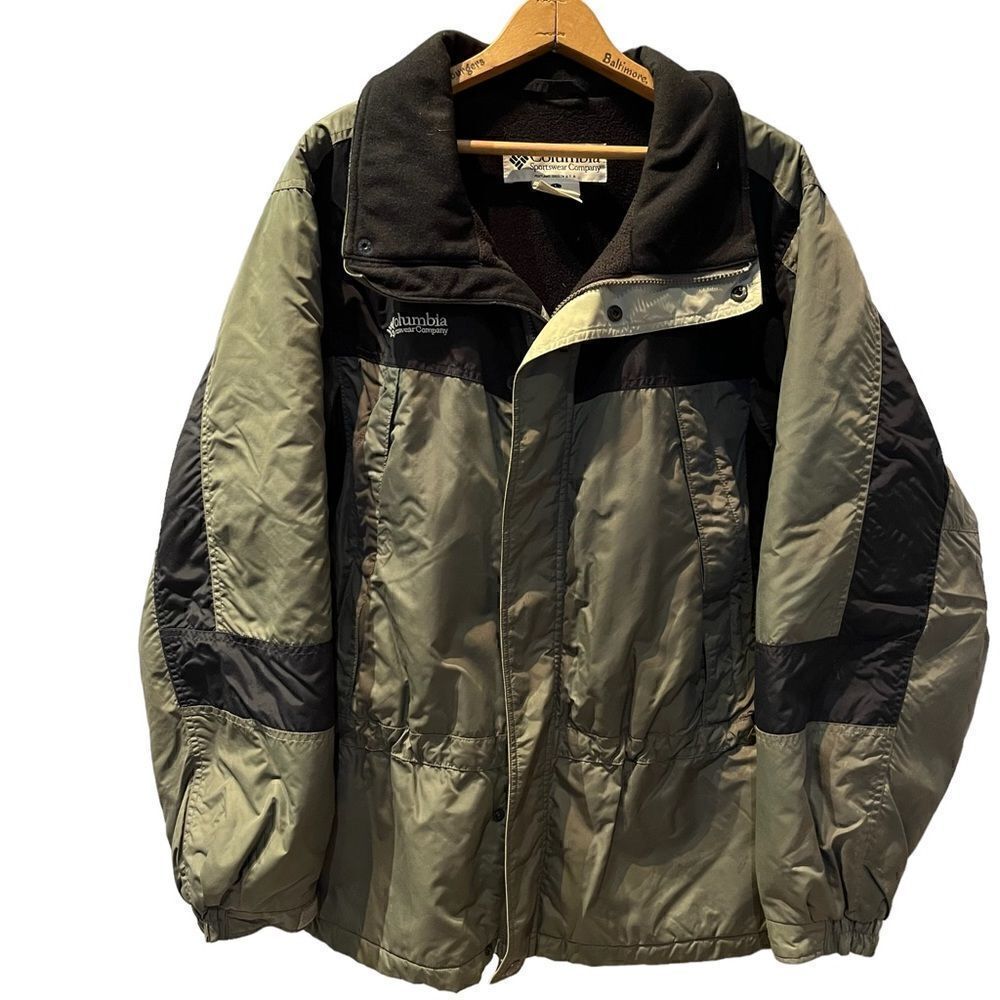 Columbia Men's Coat Large Black and Olive Green